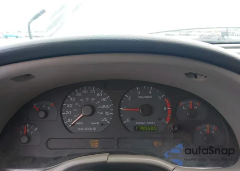 2004 Ford Mustang from USA, damaged, VIN 1FAFP44674F133956